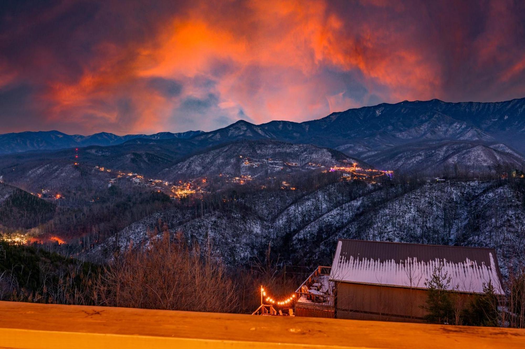 Mountain Mermaid Villa Gatlinburg Bagian luar foto